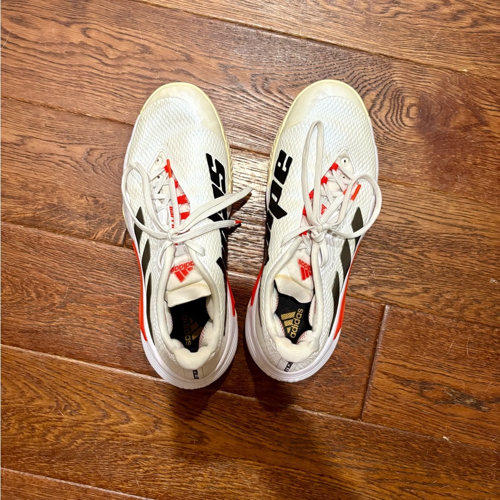 women’s adidas size 9